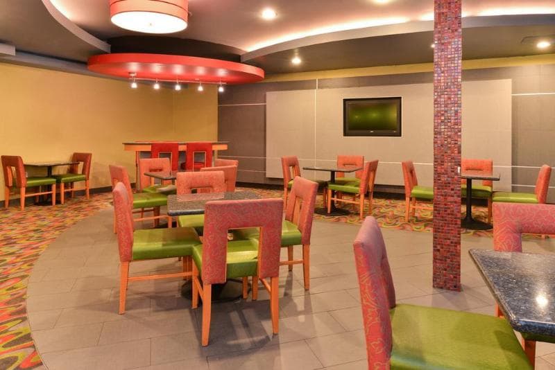 Comfort Suites At Virginia Center Commons 5