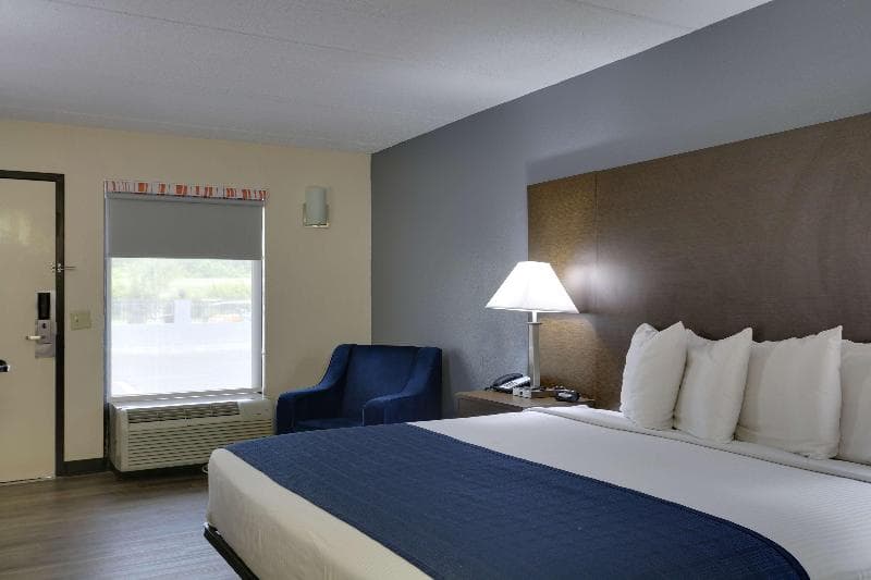 Baymont by Wyndham Ridgeland I-95 4