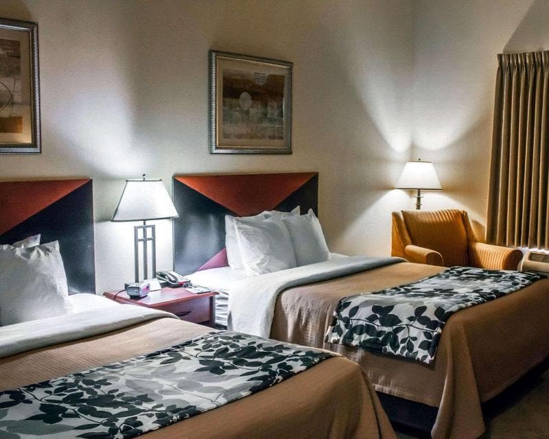 Sleep Inn & Suites 5