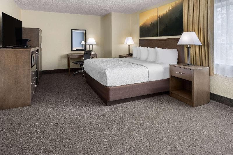 Days Inn by Wyndham Penn State 4