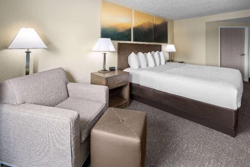 Days Inn by Wyndham Penn State 5