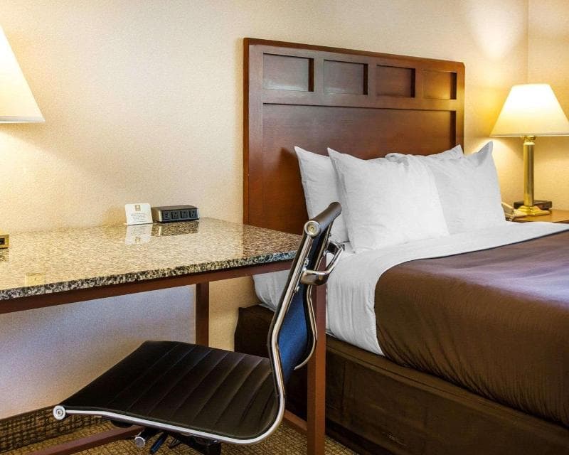 Comfort Inn 5