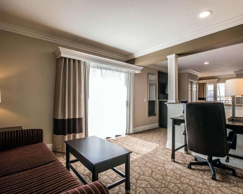 Comfort Suites San Clemente Beach 3