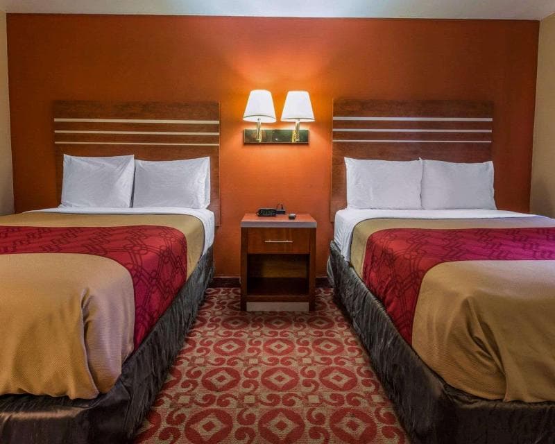 Econo Lodge photo 1