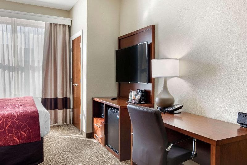 Comfort Suites 2