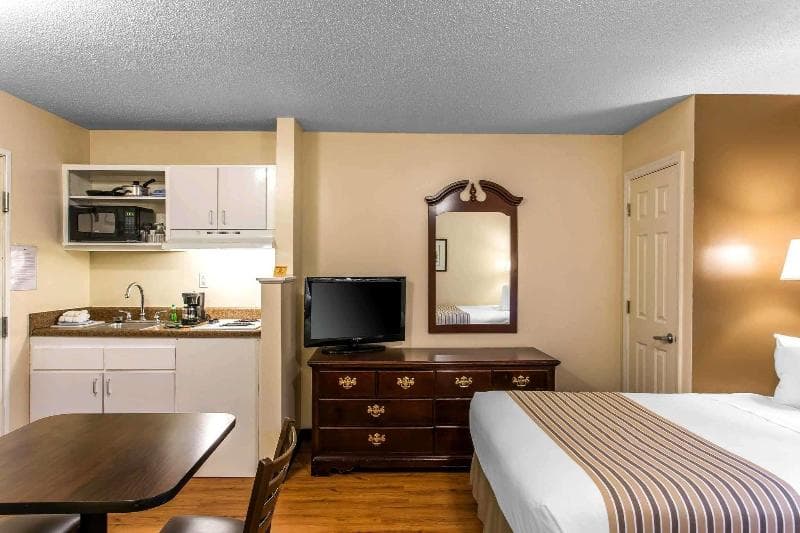 Suburban Extended Stay Hotel photo 1