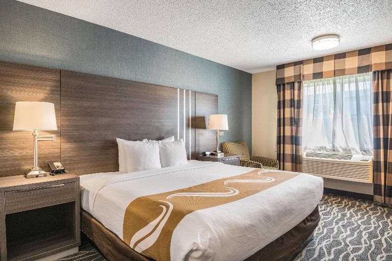 Quality Inn & Suites 2