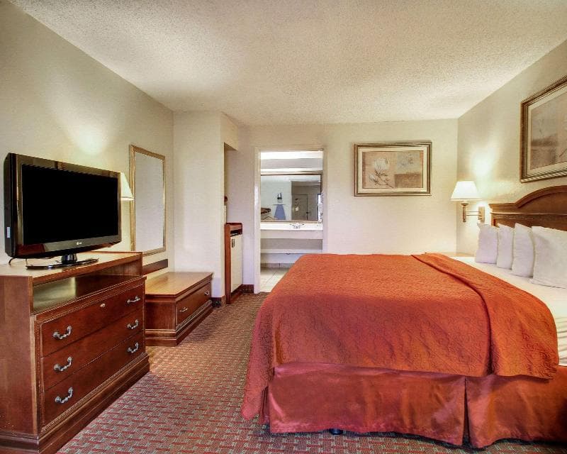 Quality Inn 5