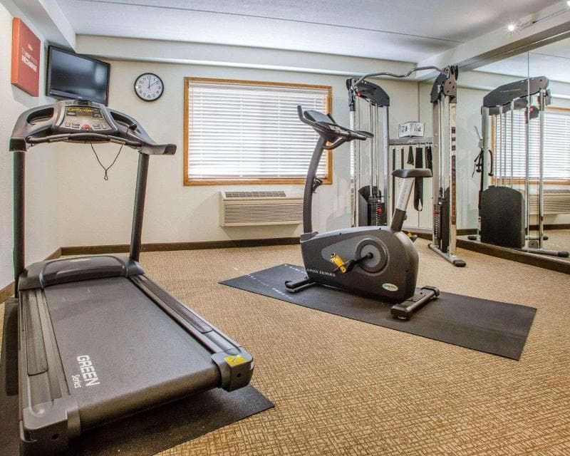Comfort Inn & Suites Jackson - West Bend photo 1