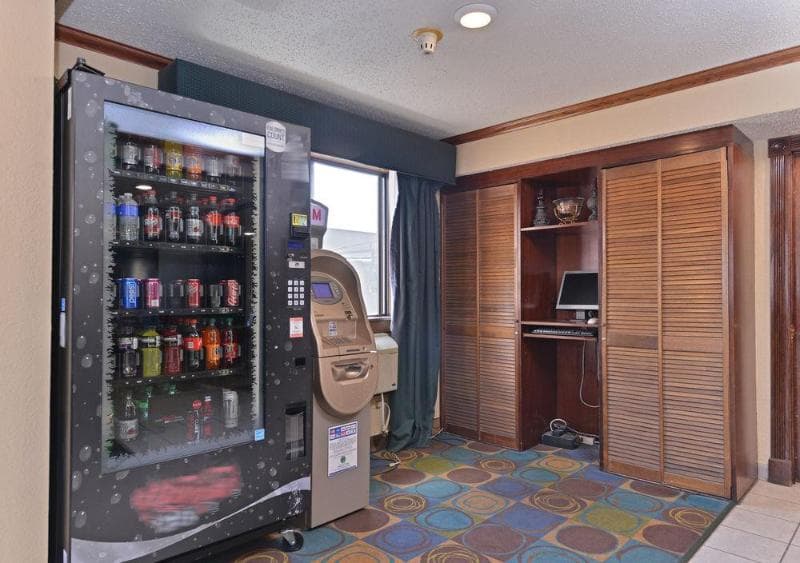 Gurnee Motel 3