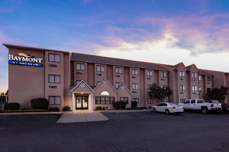 Baymont by Wyndham Farmington photo 1