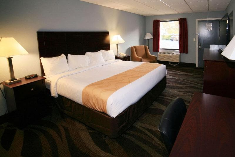 Quality Inn Downtown Helen 2