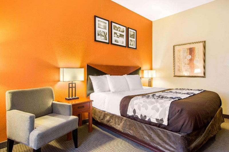 Sleep Inn & Suites 5