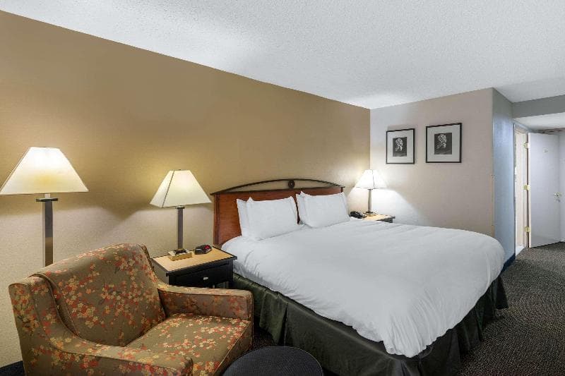Quality Inn Tyler - Lindale 4