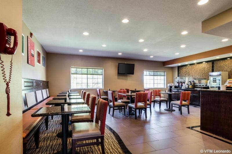 Best Western Emporia Inn 5