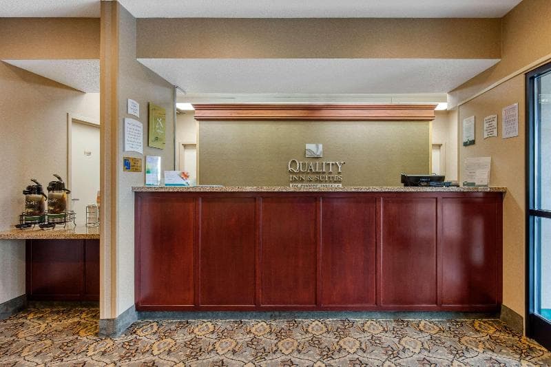 Quality Inn & Suites Benton - Draffenville 5