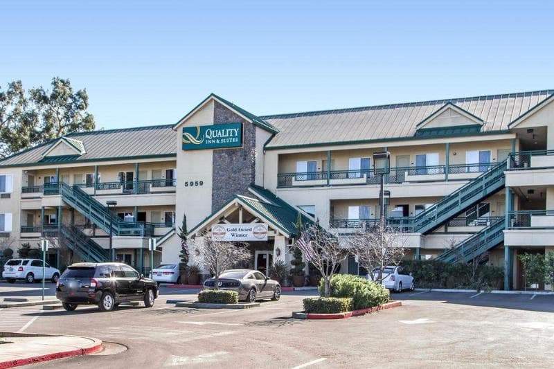 Quality Inn & Suites 3
