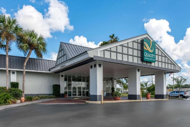 Quality Inn & Suites And Conference Center 3