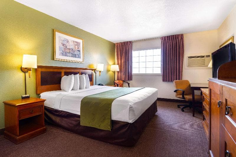 Rodeway Inn Auburn Foresthill 2