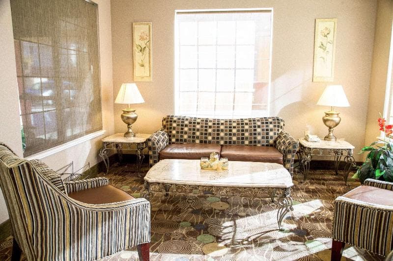 Comfort Suites North Fossil Creek 5