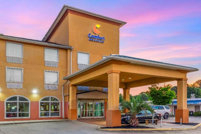 Comfort Inn & Suites Chesapeake - Portsmouth 4