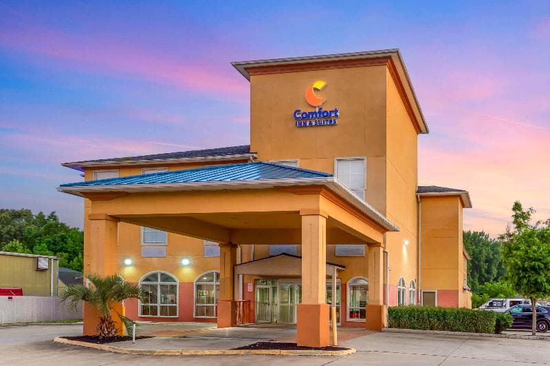 Comfort Inn & Suites Chesapeake - Portsmouth 5