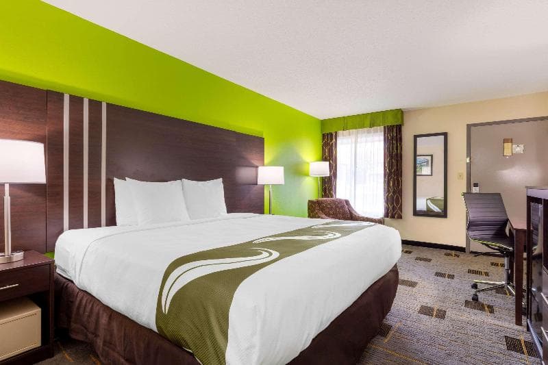 Quality Inn 3