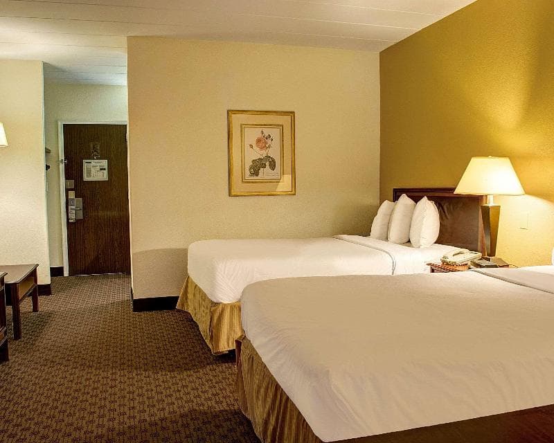 Quality Inn North 3