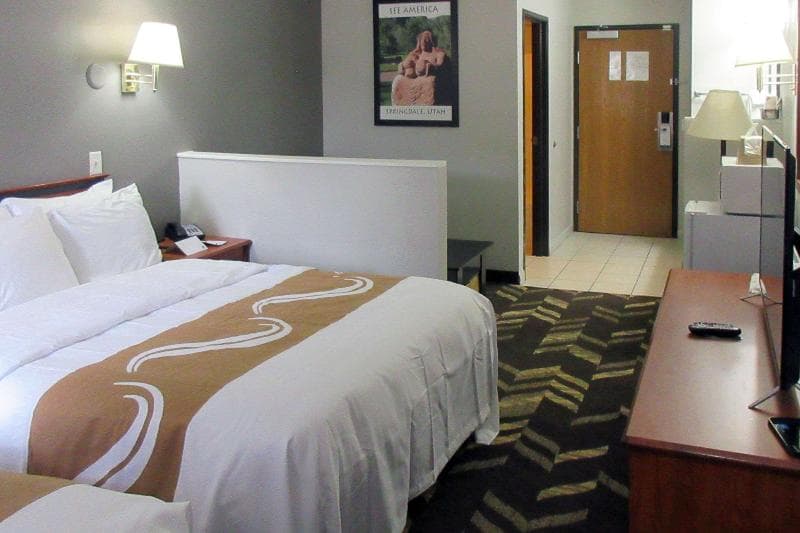 Quality Inn & Suites Salina National Forest Area 4