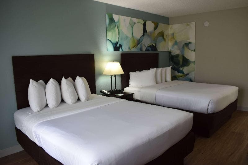 Wyndham Garden Ann Arbor 5