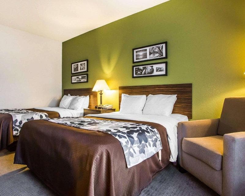 Sleep Inn & Suites 3