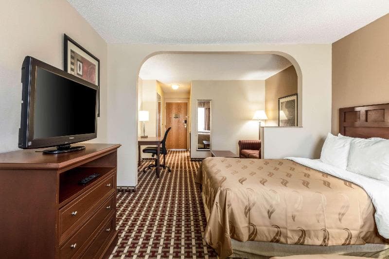 Quality Suites 5
