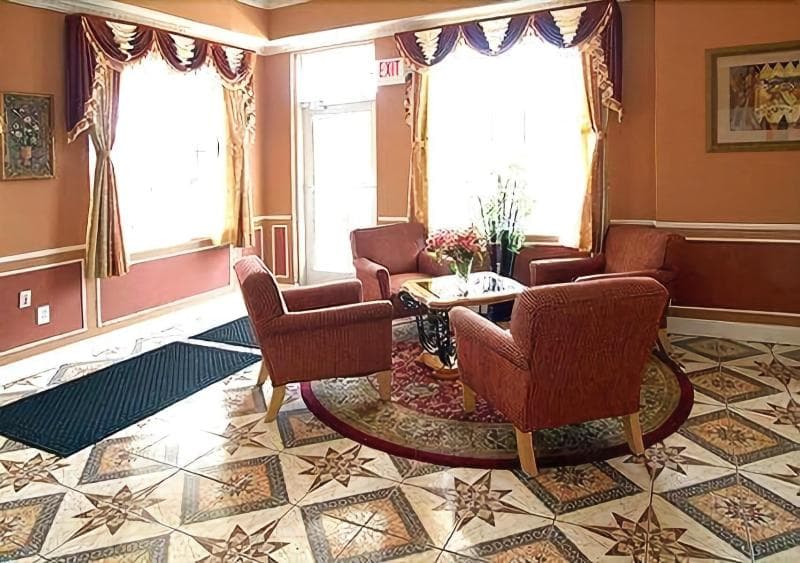 Parkway Inn main