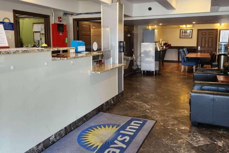 Days Inn by Wyndham Denver Downtown 3