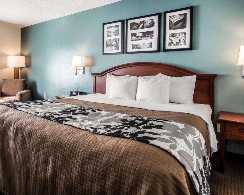 Sleep Inn & Suites photo 1
