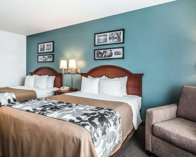 Sleep Inn & Suites 5