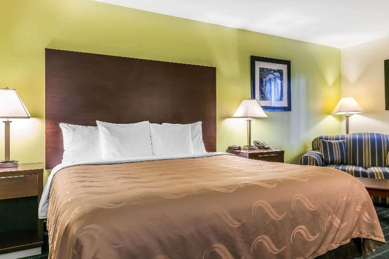 Quality Inn photo 1