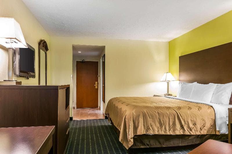 Quality Inn 2