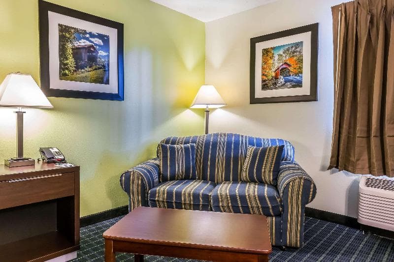 Quality Inn 3