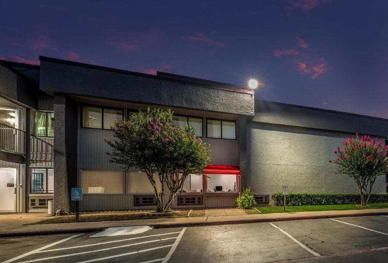 Red Roof Inn Lewisville 4