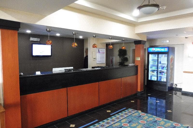Red Roof Inn & Suites Galloway photo 1