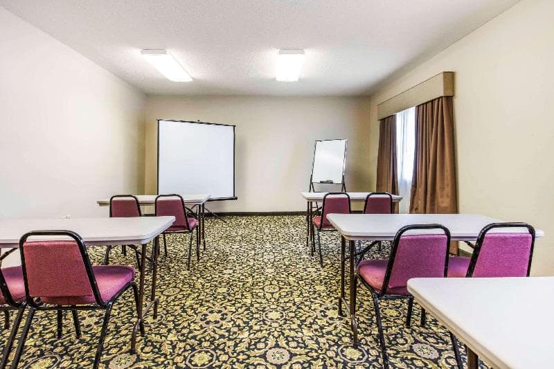 Quality Inn & Suites Jackson Int 4