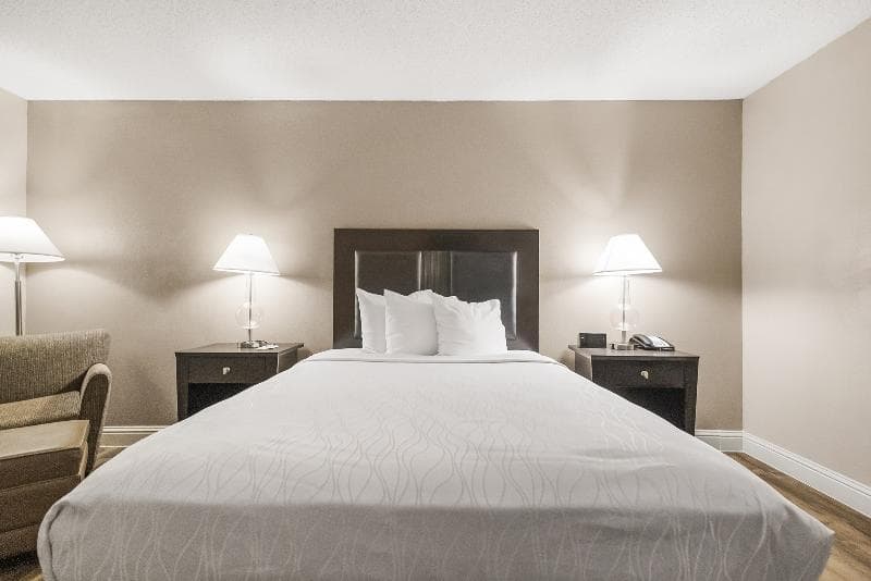 Econo Lodge Inn & Suites Yuba City - Marysville 4