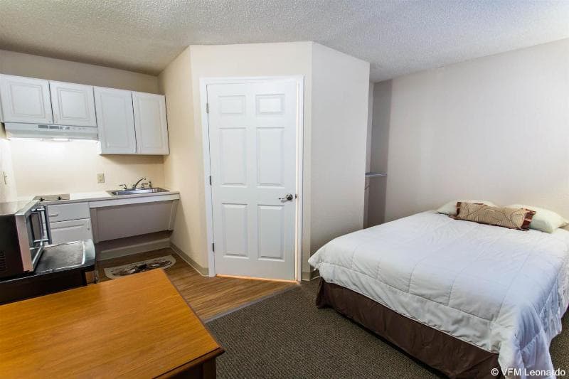 Suburban Extended Stay Bay Meadows 3