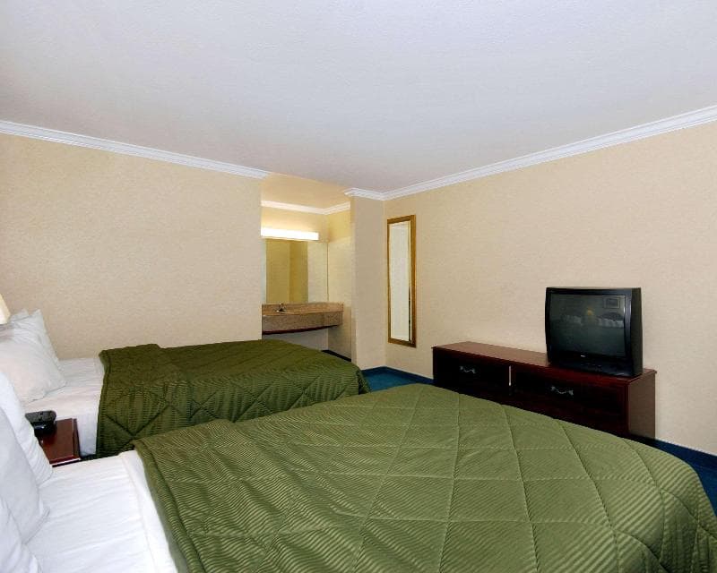Quality Inn Near City Of Hope photo 1
