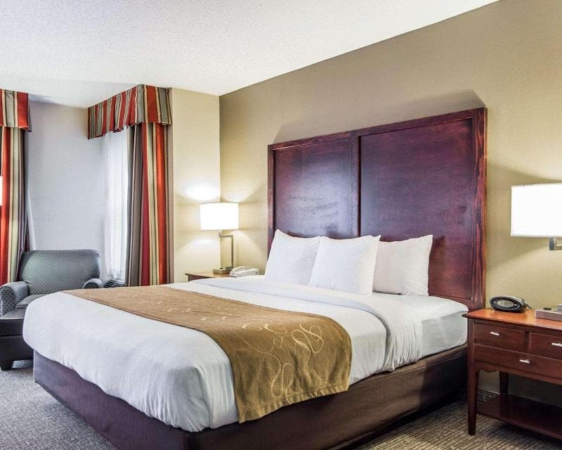 Comfort Suites Sumter 4