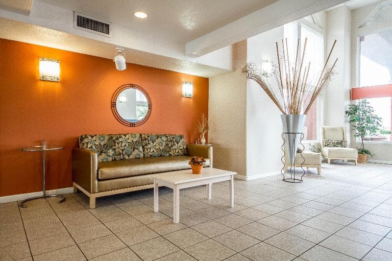 Quality Inn & Suites Lathrop - South Stockton 4