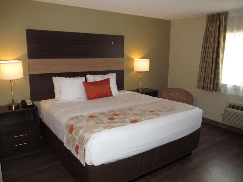 Hawthorn Suites by Wyndham Columbus Fort Benning 4
