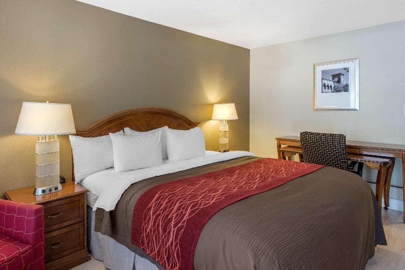 Rodeway Inn Redding main