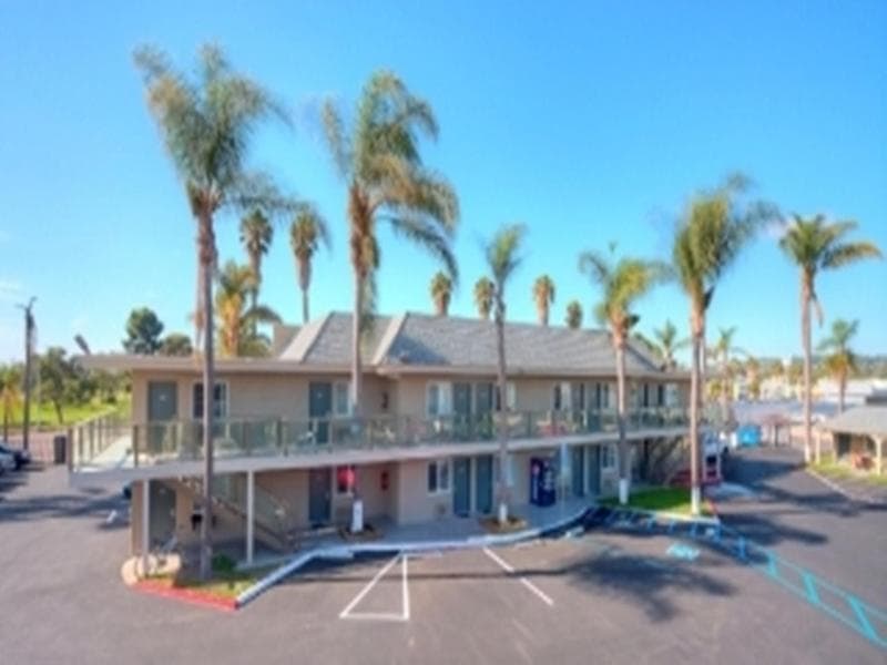 Rodeway Inn San Diego Beach Seaworld Area photo 1